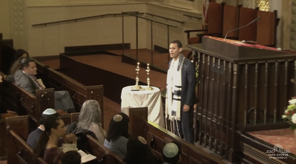 Sim Shalom  Cantor Azi Schwartz of Park Avenue Synagogue